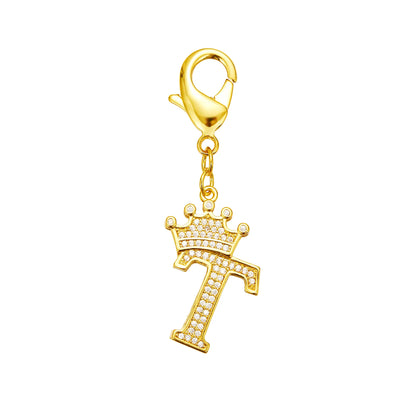 POPILY "Golden Crown" Pet Collar — Meticulously Crafted from 18K Gold-Plated Titanium Steel, Featuring a Clasp Exquisitely Set with Dazzling Cubic Zirconia. This Luxurious Collar Is Custom-Tailored for Large Dogs and Showcases a Stylish Cuban Link Design.