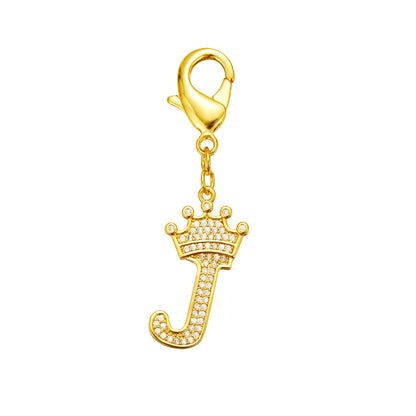 POPILY "Golden Crown" Pet Collar — Meticulously Crafted from 18K Gold-Plated Titanium Steel, Featuring a Clasp Exquisitely Set with Dazzling Cubic Zirconia. This Luxurious Collar Is Custom-Tailored for Large Dogs and Showcases a Stylish Cuban Link Design.